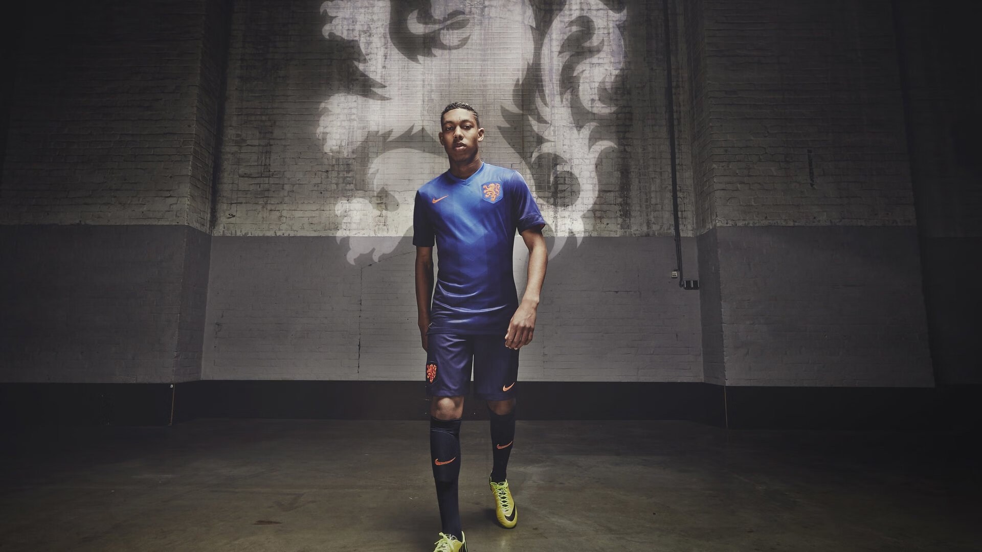 欧冠决赛与伊拉克足球，在废墟之上，我们重建的不只是球场